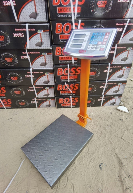 باسکول دیجیتال ۲۰۰ کیلویی تاشو باس